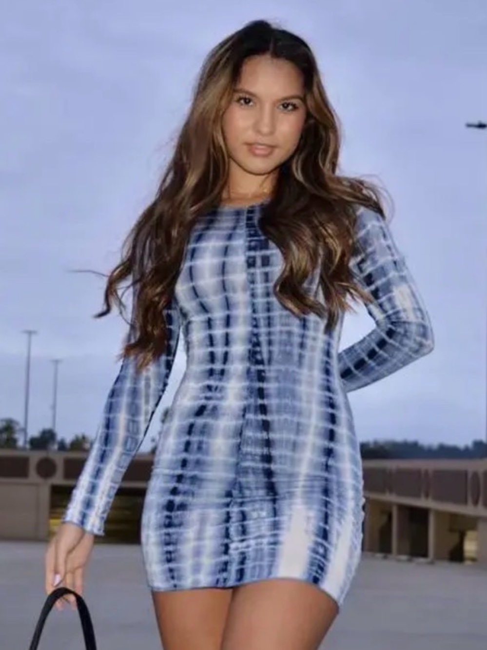 Long Sleeve Blue Tie-Dye Bodycon Dress